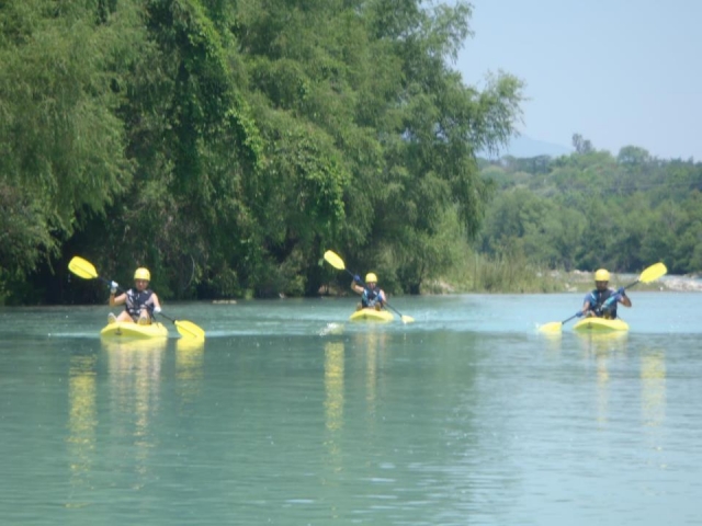 Kayaks en paisajes de Queretaro